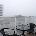 Brand New Near The Airport With Free Parking דירה ברטיסלאבה
